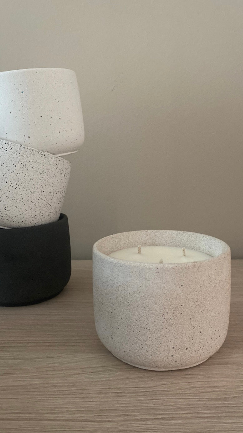Kaars in stone-look